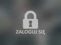 Fragment archiwalnej fotografii lotniczej, nałożony na współczesną fotografię satelitarną. Widoczna ul. Wawelska, nasyp toru kolejowego Piła - Bydgoszcz oraz dawna polna droga przy, której wybudowano schron "Heinrich". Czerwonymi kółkami zaznaczono schrony typu "Tobruk". Widoczne trzy schrony typu "Heinrich" czerwonymi kreskami zaznaczono podstawowe kierunki prowadzenia ognia. Żółte strzałki wskazują odnalezione w ostatnim czasie obiekty...